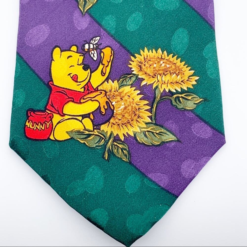 NWT Vintage Disney Winnie the Pooh Flower Print Silk Tie